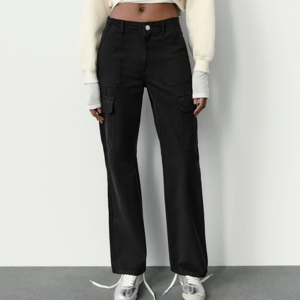 Zara Women's Cargo Straight‎ Leg Pants in Ink Blue